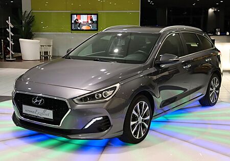 Hyundai i30 *ALU*LEDER*NAVI*LED*SHZ*KAMERA*