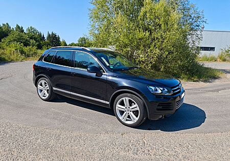 VW Touareg Volkswagen V6 TDI voll, Leder, Navi, 21", AHK, Pano