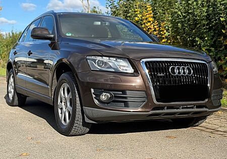 Audi Q5 3.0 TDI*QUATTRO*AHK*PANO*SHZ*TOTW.*