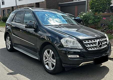 Mercedes-Benz ML 350 CDI 4MATIC Grand Edition Navi Xenon AHK