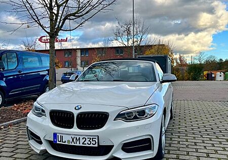 BMW M235i gebraucht kaufen BMW M235i Cabrio - H&K / Navi / Alcantara