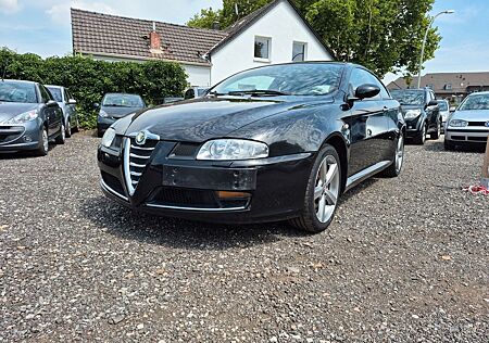 Alfa Romeo GT 2.0 JTS Progression TÜV ,Klima