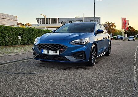 Ford Focus 2,3 EcoBoost ST ST
