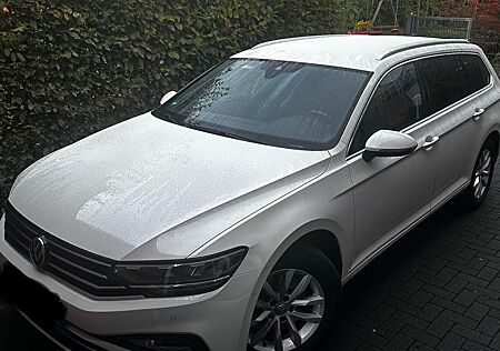 VW Passat Variant Volkswagen 2.0 TDI SCR DSG Business Vari...