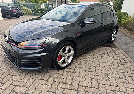 VW Golf Volkswagen 2.0 TSI GTI 2.Hand Top Zustand Checkheft