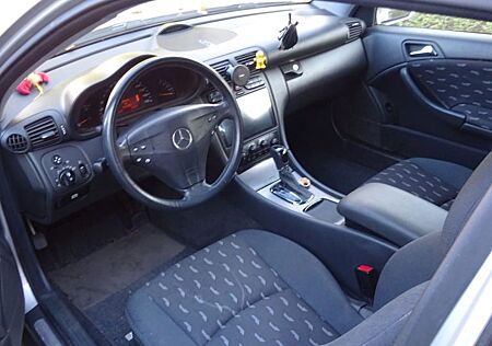 Mercedes-Benz CLC 200
