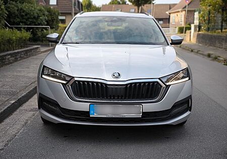 Skoda Octavia 2.0 TDI 85kW * Scheckheft*Navi*Gepflegt*
