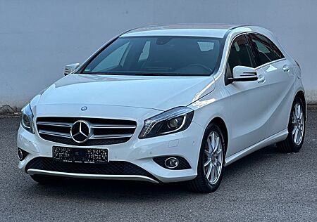 Mercedes-Benz A 180 CDI Aut.*Klima*Xenon*Navi*Teilleder*Euro6*