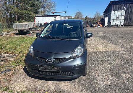 Toyota Aygo (X) Aygo (X) 1,0 Cool Cool