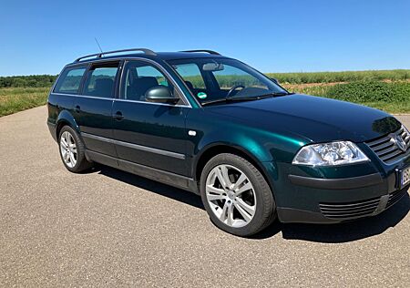 VW Passat Variant Volkswagen 2.0 Auto Basis Variant Basis