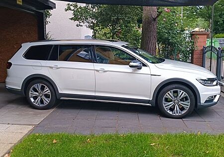 VW Passat Alltrack Volkswagen 2.0 TDI SCR 140kW DSG BMT 4M...
