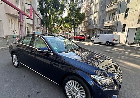 Mercedes-Benz C 220 d 4MATIC Autom. -