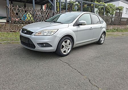 Ford Focus 1,6 Style+ Autom. Style+