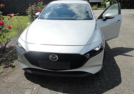 Mazda 3 1.8 SKYACTIV-D Leder, Bose 360 Kamera, Automat