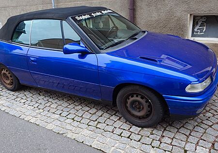 Opel Astra 1.6 Cabrio Bertone Edition Bertone Edition