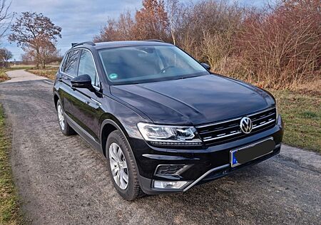 VW Tiguan Volkswagen 2.0 TDI DSG 4MOTION Highline