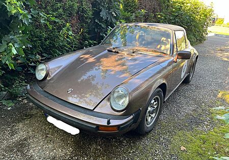 Porsche 911 Urmodell 911 SC 3.0 Targa