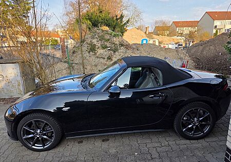 Mazda MX-5 RF 2.0 SKYACTIV-G 184 Sports-Line Sport...