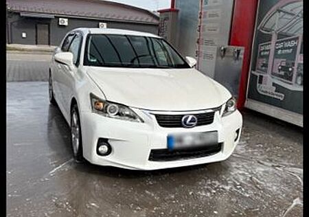Lexus CT 200h 200h -
