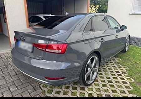 Audi A3 2.0 TDI quattro S tronic sport sport