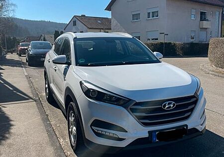 Hyundai Tucson 1.6 Classic *Kamera*SHZ*Navi