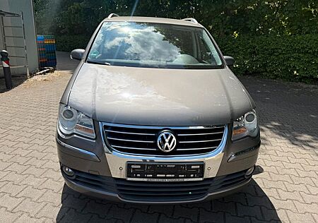 VW Touran Volkswagen Highline EcoFuel Erdgas Parkassistent