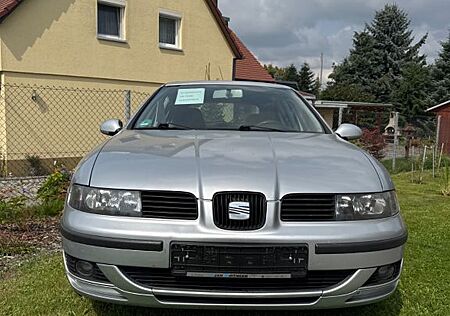 Seat Leon 1,6 16V Magma Magma