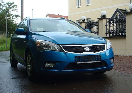 Kia Cee'd / Ceed 1.6 CRDi 115PS Dream-Team