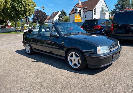 Opel Kadett GSI Cabrio erst 31.000 Km/Digital /2.Hand