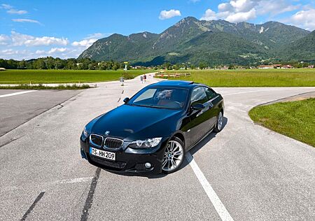 BMW 325i Coupé - M-Paket - 38000km!