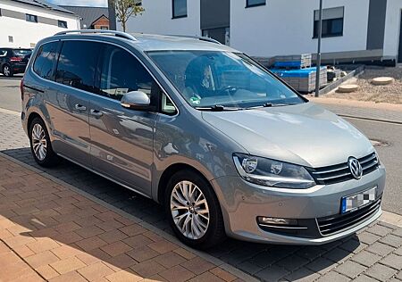 VW Sharan Volkswagen 2.0 TDI DSG BlueMotion Tech Highline ...