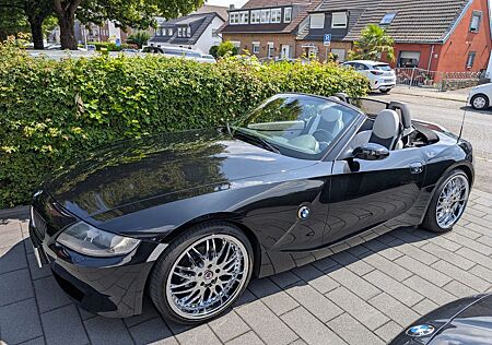 BMW Z4 Roadster 2.5i - 6 Zyl. Automatik