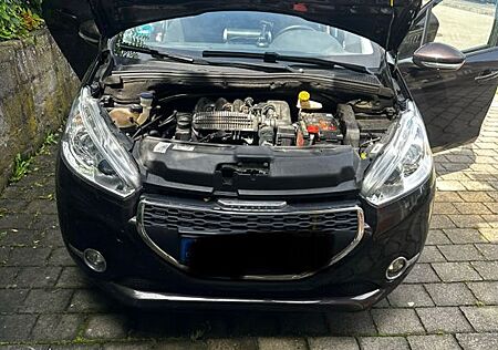 Peugeot 208 1.2 Active 82 VTi Active