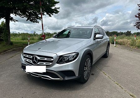 Mercedes-Benz E 220 Mercedes Benz E220d 4MATIC Allterrrain Kombi