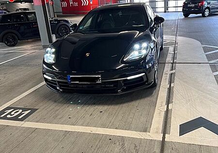 Porsche Panamera 4 Sport Turismo mit APPROVED Garantie