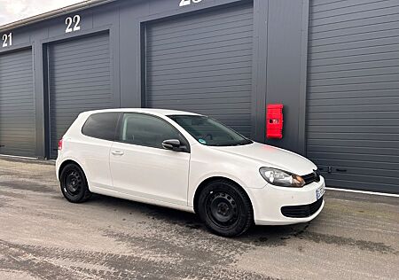 VW Golf Volkswagen 1.8 TSI Aktionsmodell Highline, Service neu