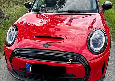 Mini Cooper SE Classic Trim Premium Plus Paket Headup
