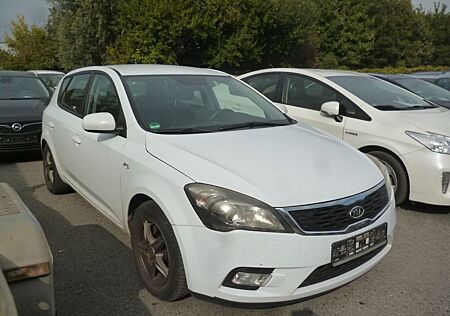 Kia ANDERE Ceed Vision