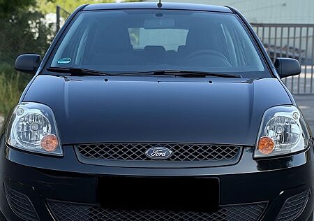 Ford Fiesta 1,4/ TÜV OKT 2026/ GEPFLEGT