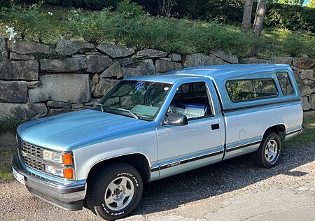 Chevrolet C1500 Silverado Pickup mit Campershell, Topzust.