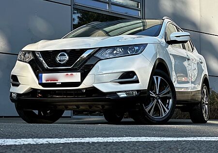 Nissan Qashqai Tekna Leder LED Navi Keyless Spur Kamera