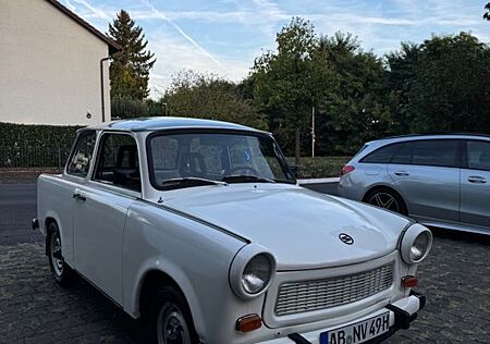 Trabant 601 - Deluxe im sehr guten Zustand