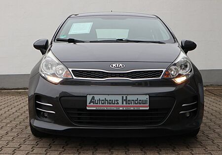 Kia Rio Attract/ Klimaauto/Sitzheizung/Allwetter/PDC