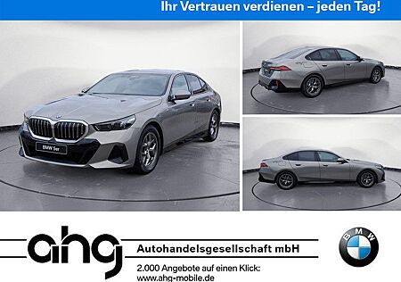 BMW 520d xDrive Limousine AHK M-Sport Innovation