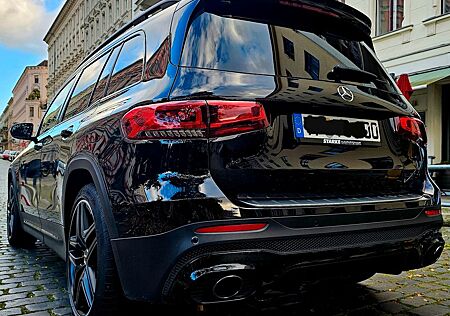 Mercedes-Benz GLB 35 AMG Mercedes-AMG GLB 35 4MATIC DCT Me...