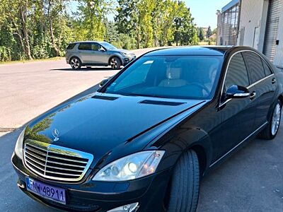 Mercedes-Benz MERCEDES BENZ W221 IN POLEN ZUGELASSEN