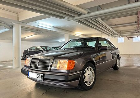 Mercedes-Benz 300 CE W124 *Klima*ESSD*Sound*H-Kennzeichen