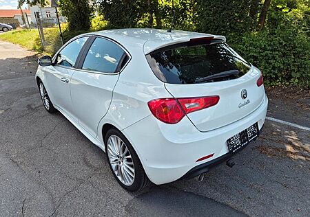 Alfa Romeo Giulietta 2.0 JTDM 16V ALFA TCT Turismo Turismo