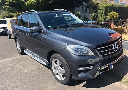 Mercedes-Benz ML 350 ML 350CDI,Euro6,360Grad,AHK,StdHeiz,SD