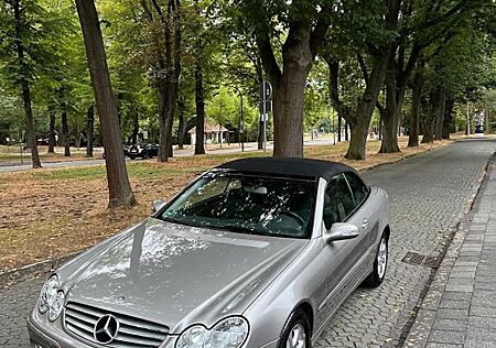 Mercedes-Benz CLK 200 Kompressor Cabrio (UNTER 50k & TÜV neu!)